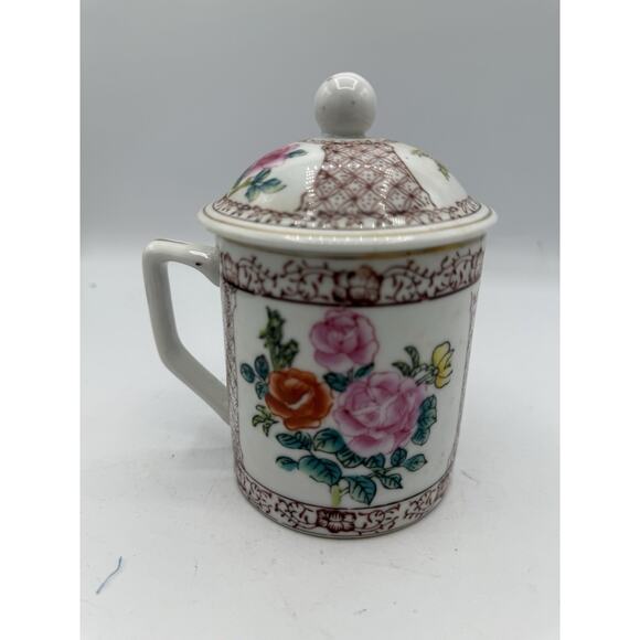 Vintage Chinese Porcelain Lidded Mug – Floral Rose Pattern – 4.5” Tall – Marked - Picture 3 of 7